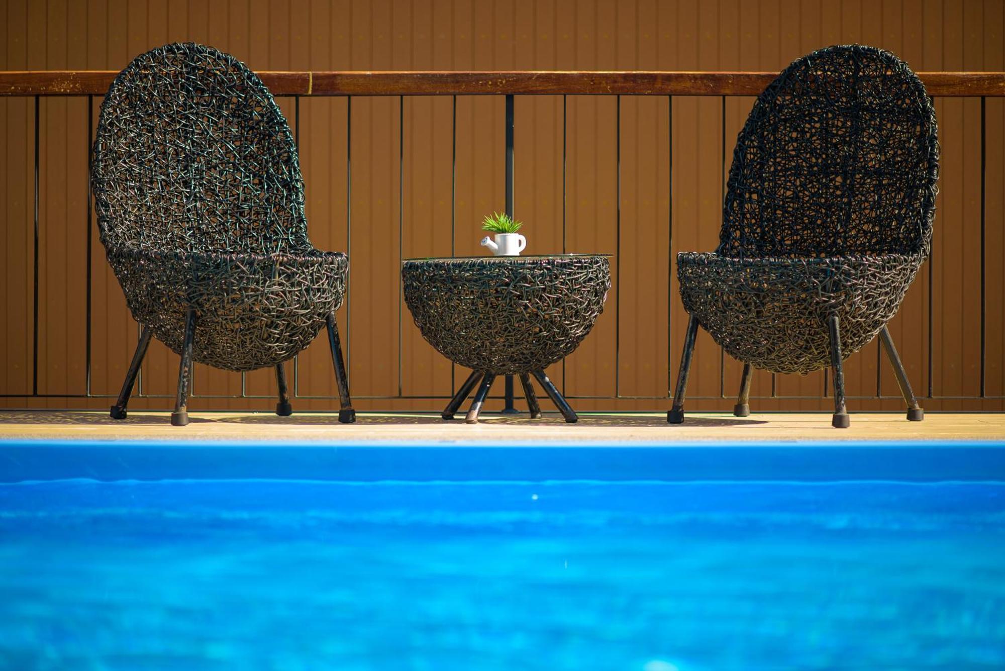 O2 Luxury Hotel Bang Phli Exterior foto