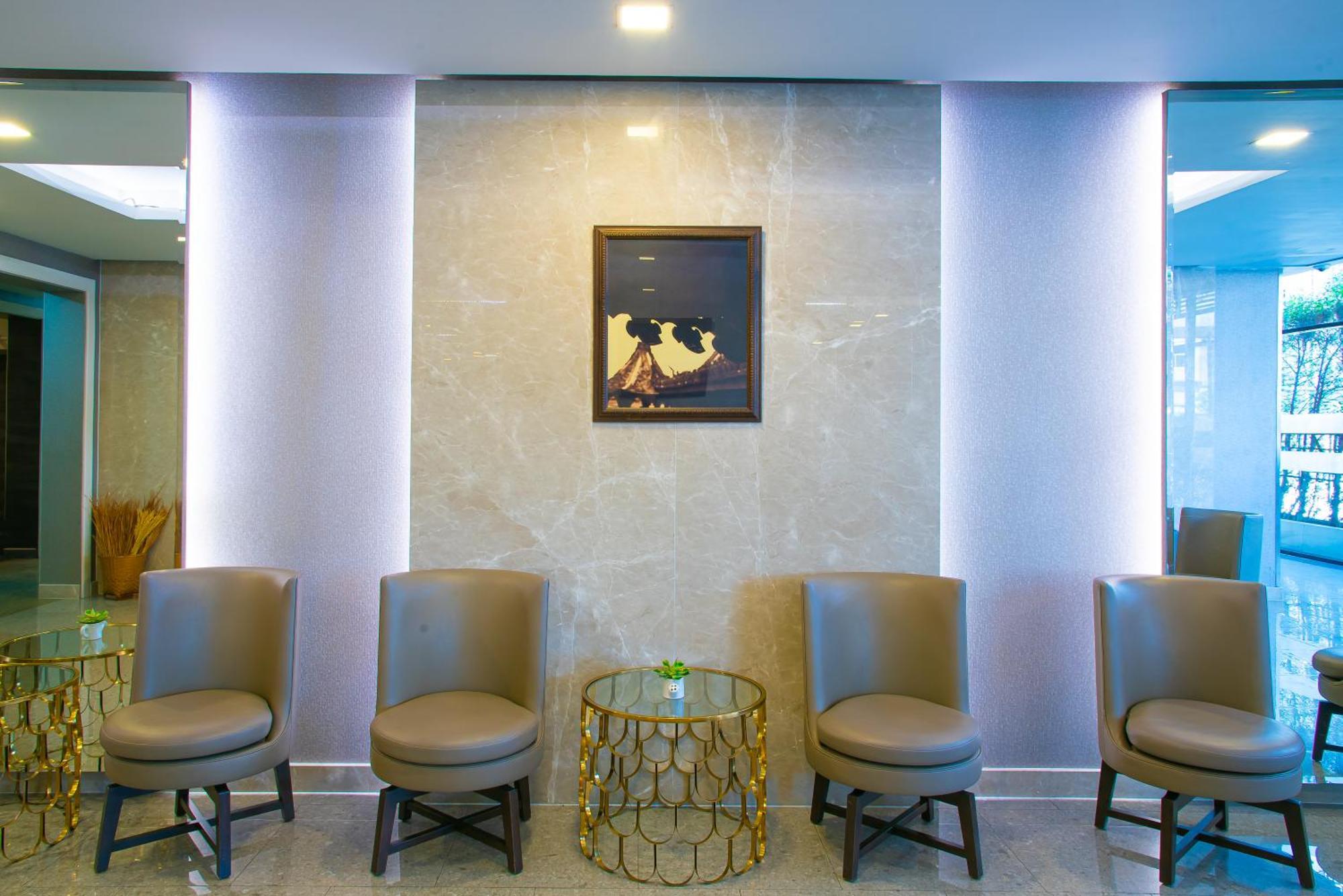 O2 Luxury Hotel Bang Phli Exterior foto